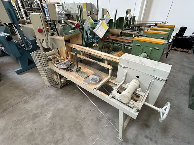 4LC502308-Caselli-Group-SANDER-WITH-HORIZONTAL-BELT.jpeg